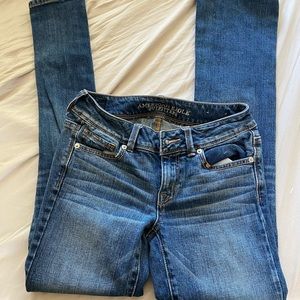 American eagle jeans size 2